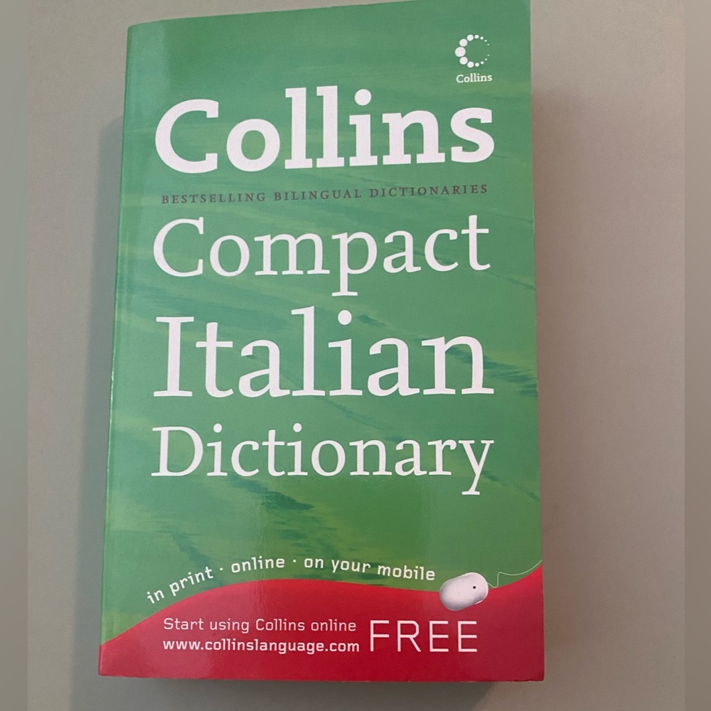 Collins Compact Paperback Italian Dictionary: Italian-English, English-Italian